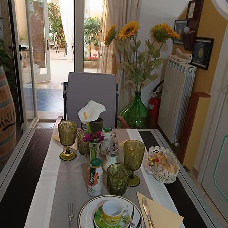 Bed and Breakfast Domos Le Due Tuie Piscinas Zewnętrze zdjęcie
