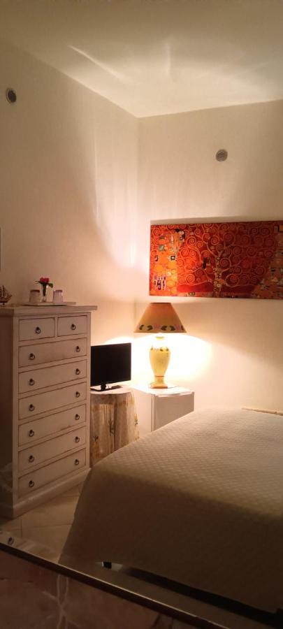 Bed and Breakfast Domos Le Due Tuie Piscinas Zewnętrze zdjęcie