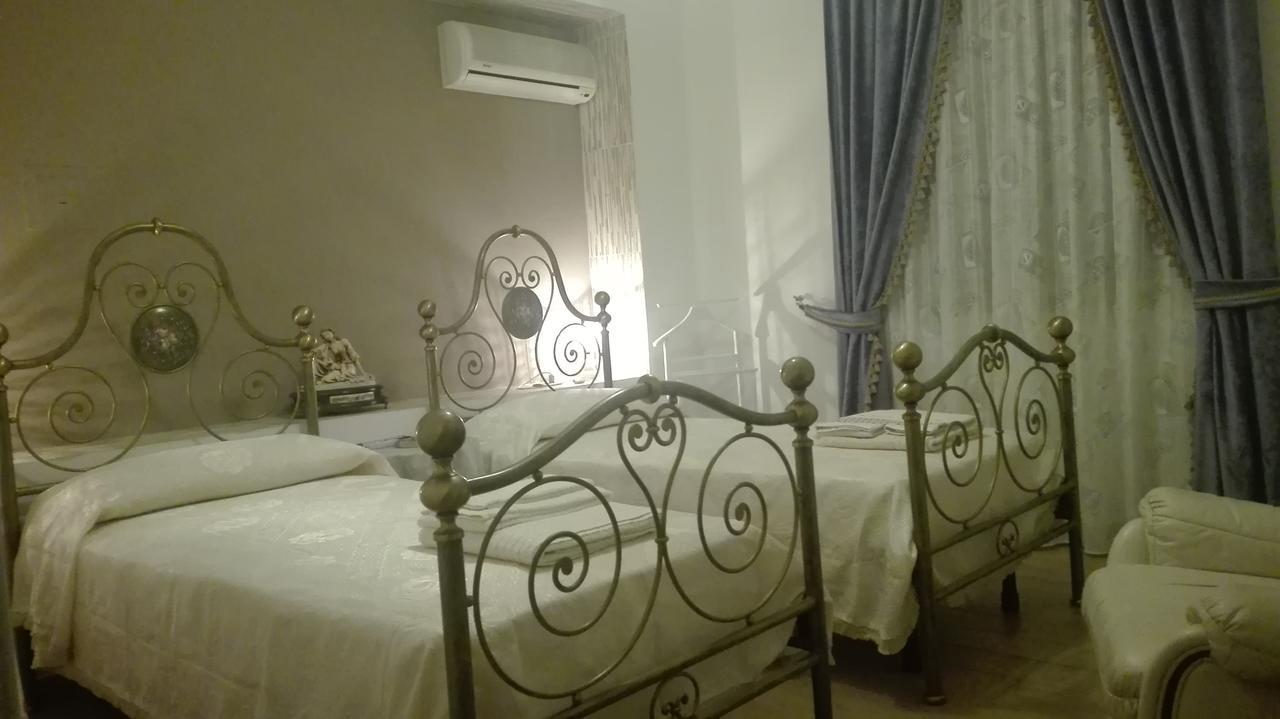 Bed and Breakfast Domos Le Due Tuie Piscinas Zewnętrze zdjęcie